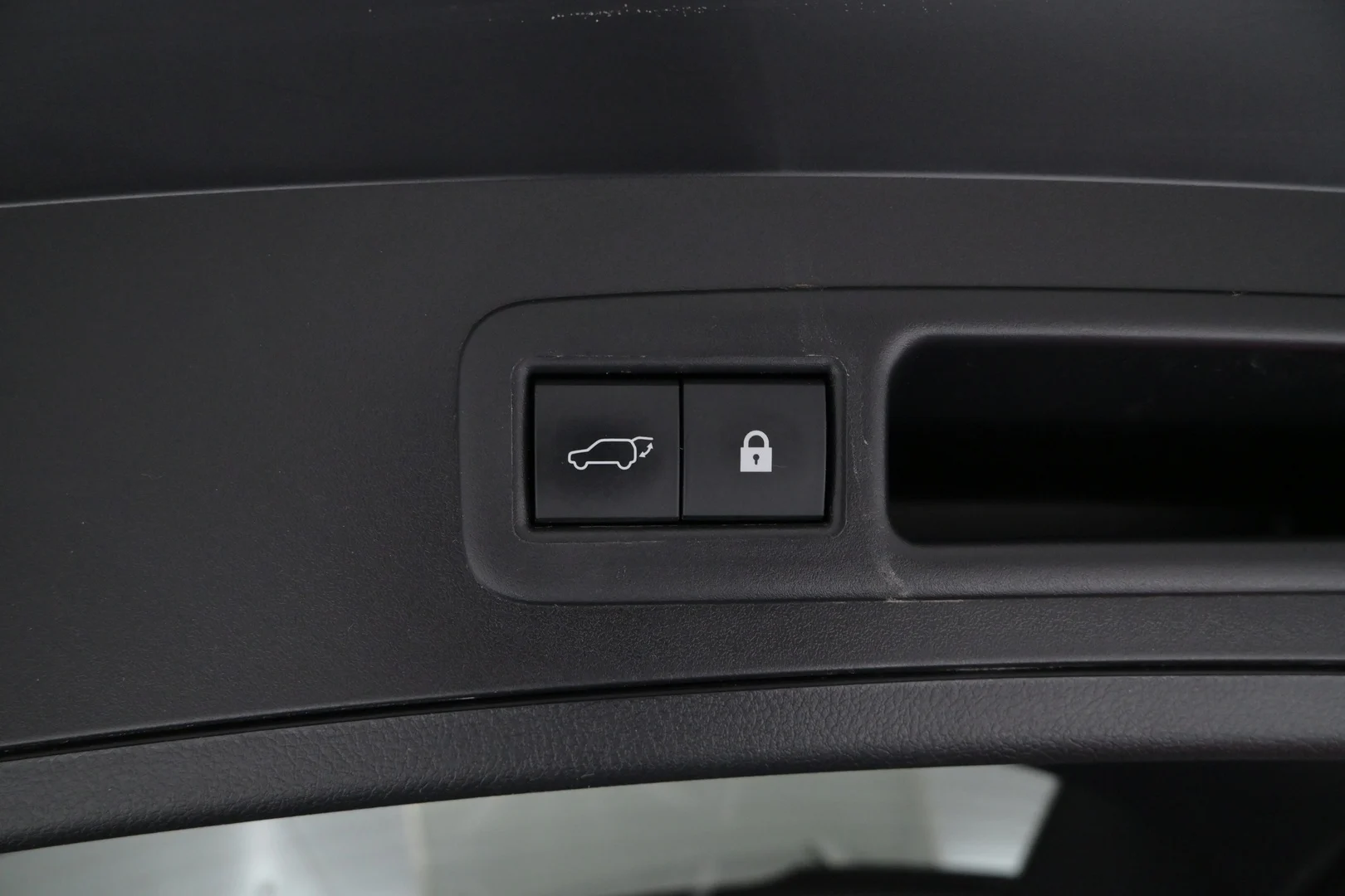 Car Image - 7E88gJ8UglYP0TOGRHNdYK