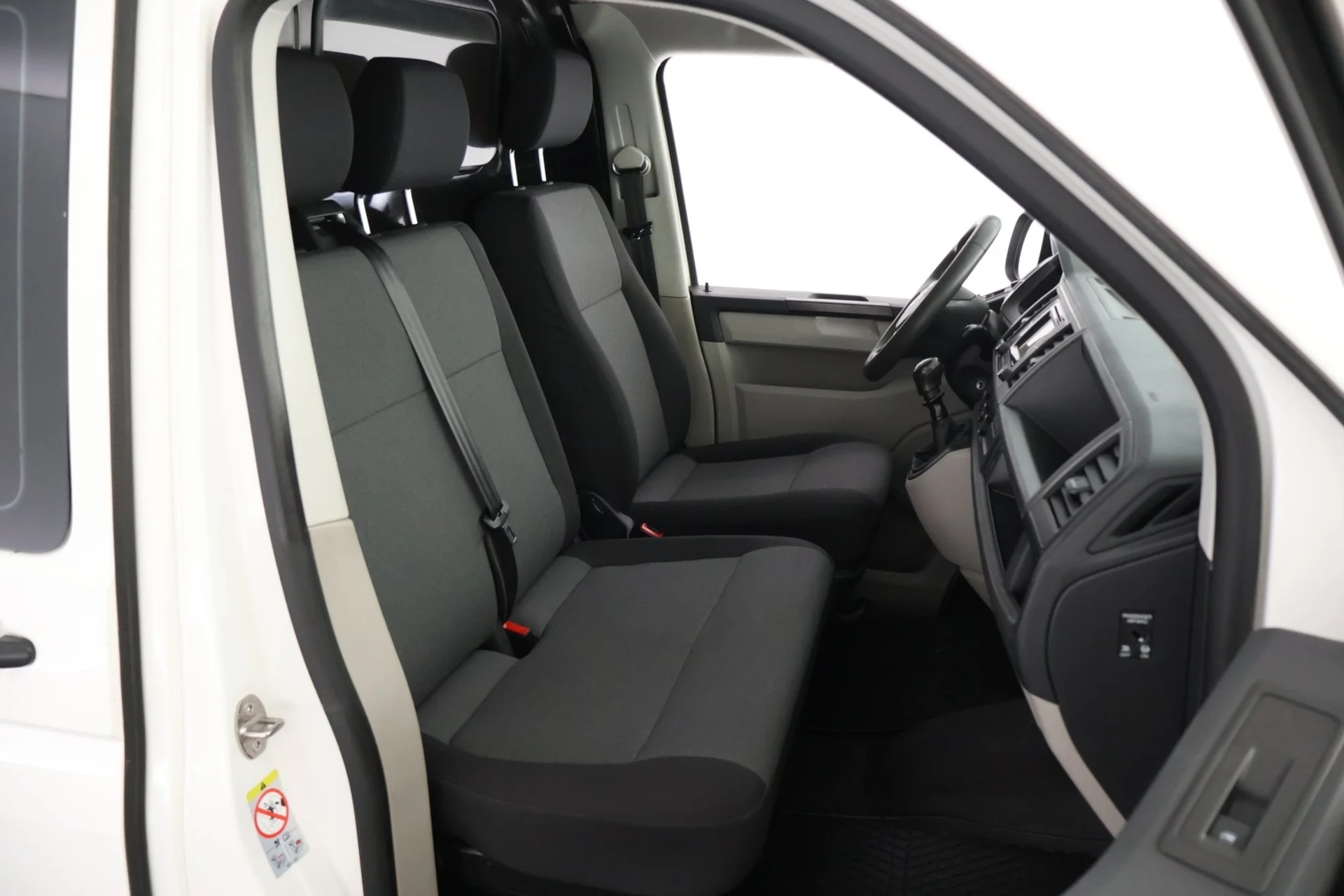 Car Image - 7ehVLvDNnXPUK0Vfx4Yf3e