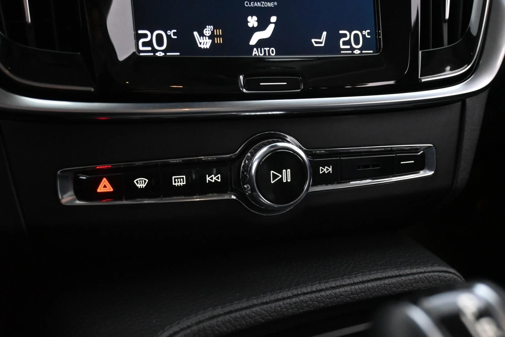 Car Image - 2h5C0H0yoW2ByiSO4k7Rfo