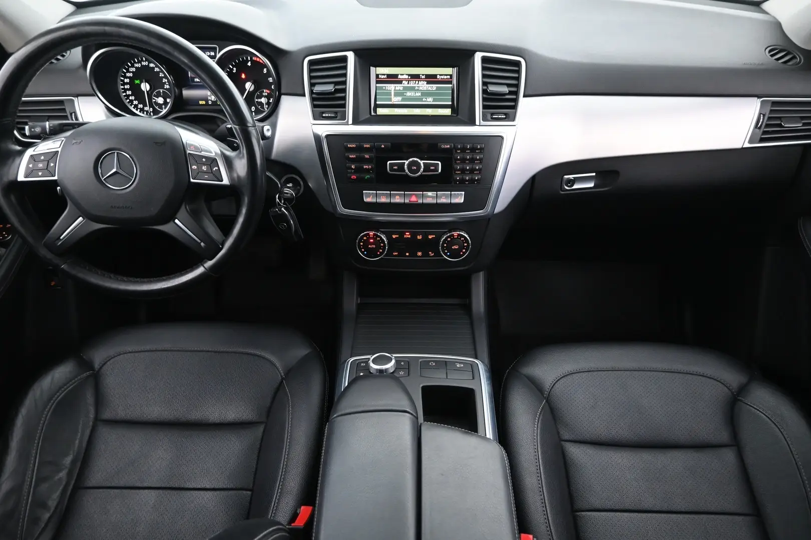 Car Image - 6YQSxz7IgjvL1UqUZ3Oho4