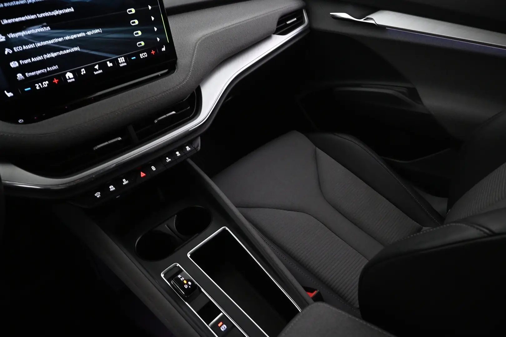 Car Image - 5uEqax3KqAD7QXfBWXO9ri