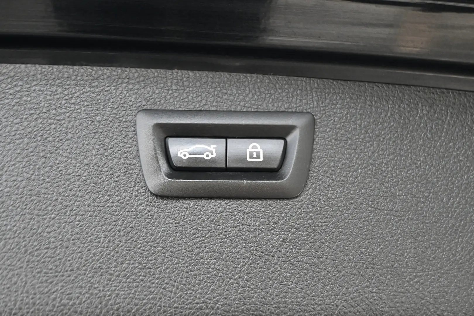 Car Image - 3yFtG3u9yA1alsbTQUdUP4
