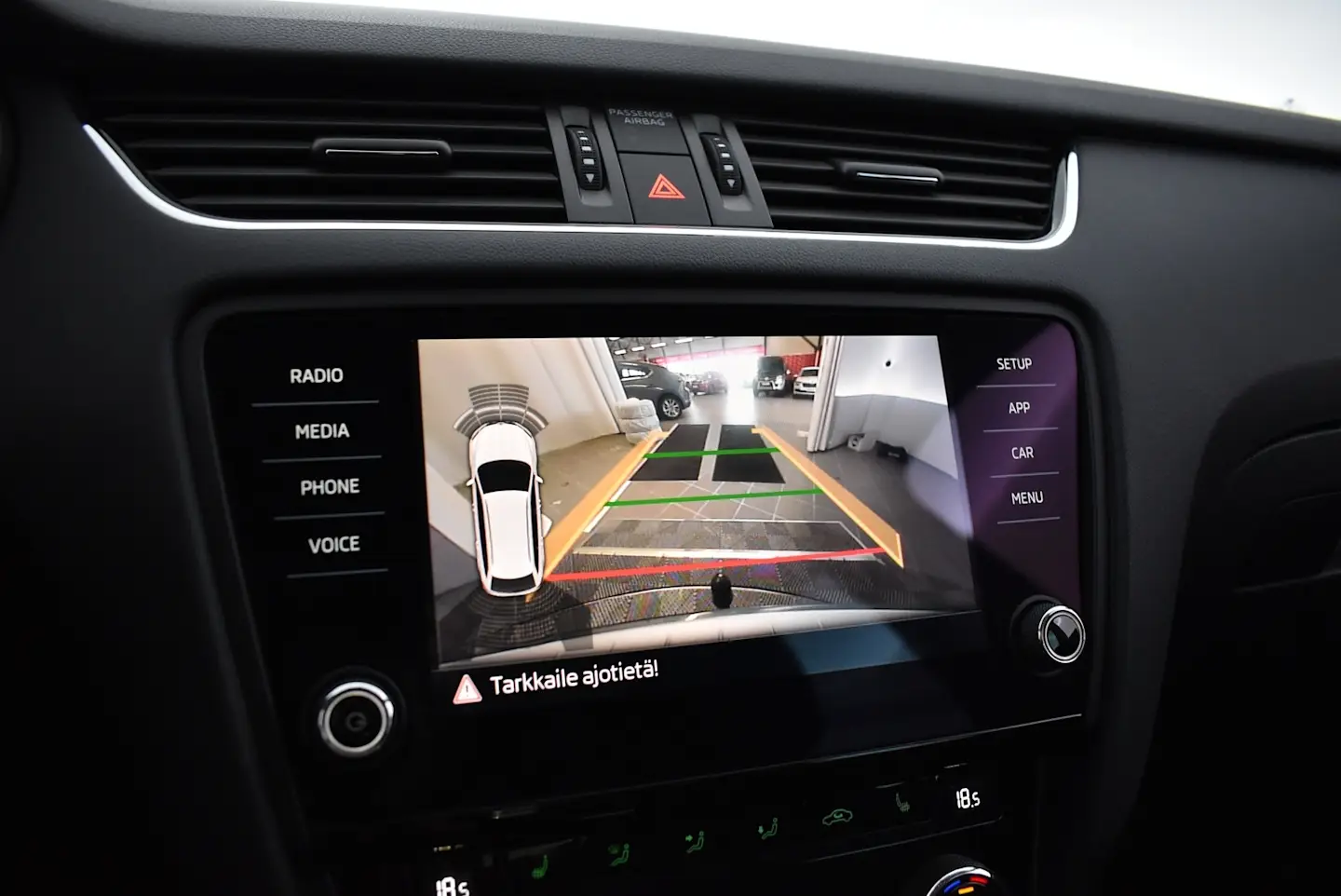 Car Image - 6PezX2iC1PM0WQ5Nz7xQdH