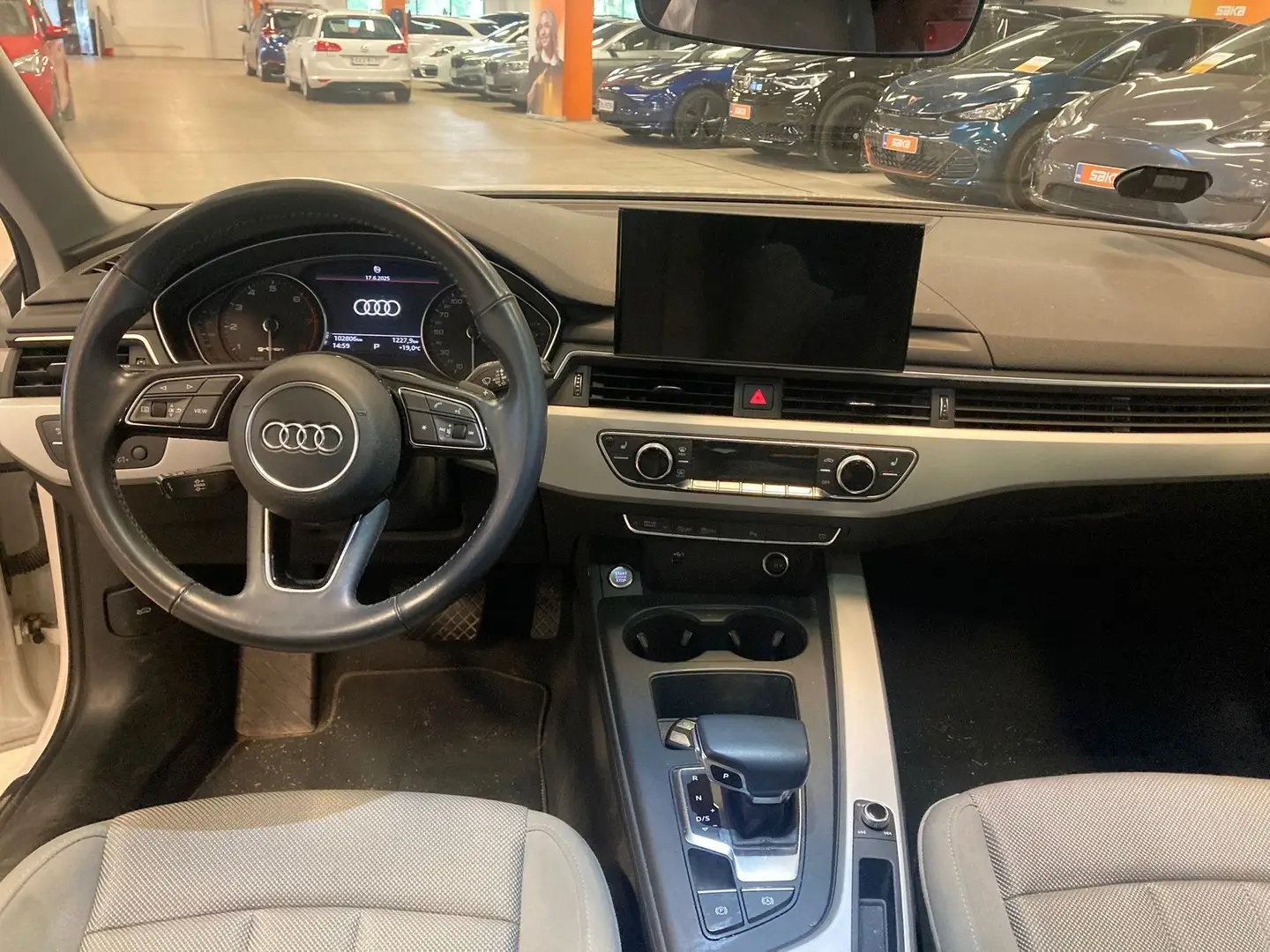 Car Image - 7DM3aT8zI9epeJ5UEXpa55