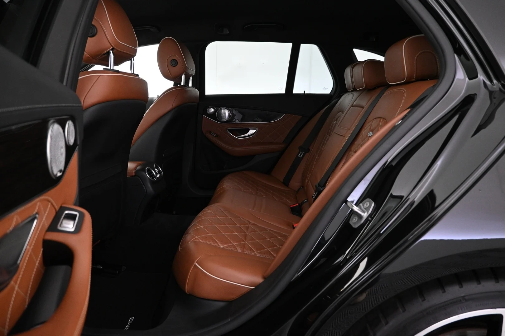Car Image - 5Eg3bkpwyRfyPZZDrzSPdJ