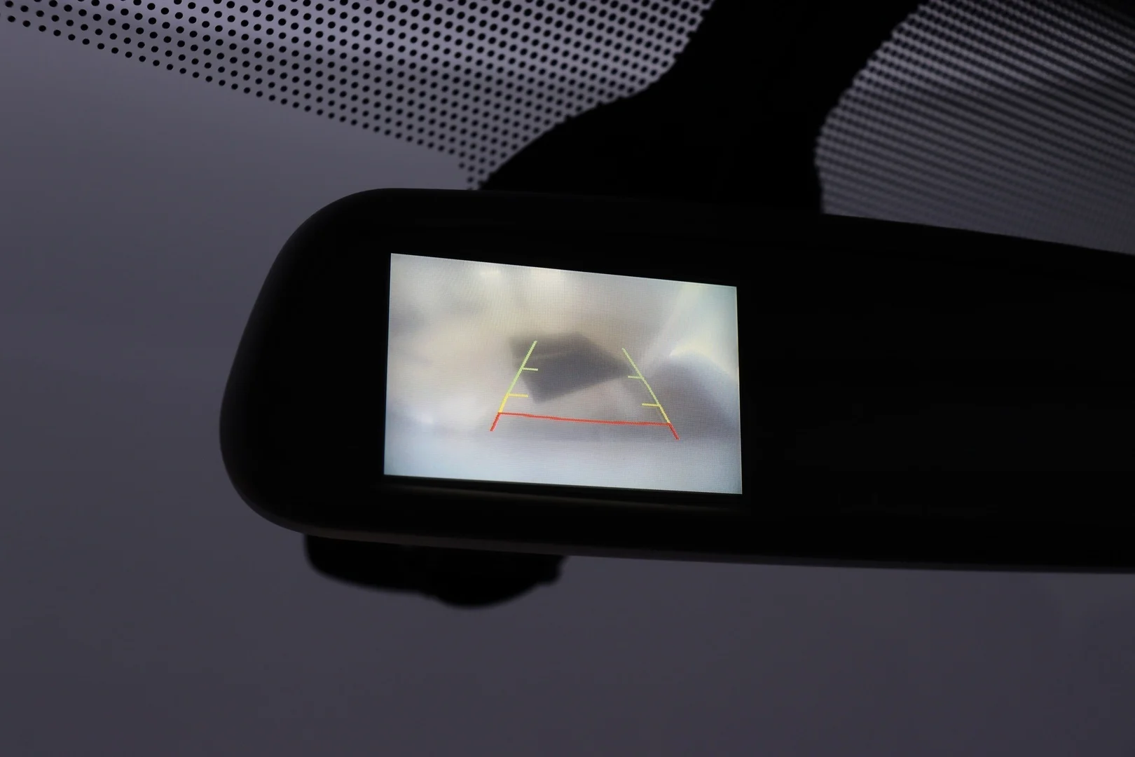 Car Image - AGmIuaFhrCBmtIp9N6ini