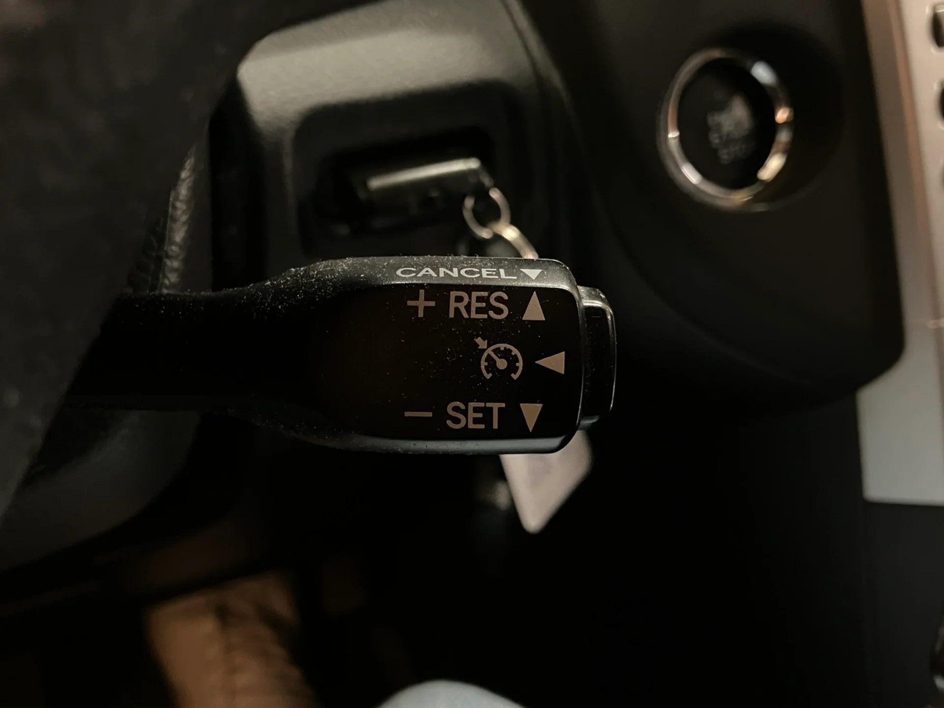 Car Image - 1reiNXjKy2NAEzBsTQwWFF