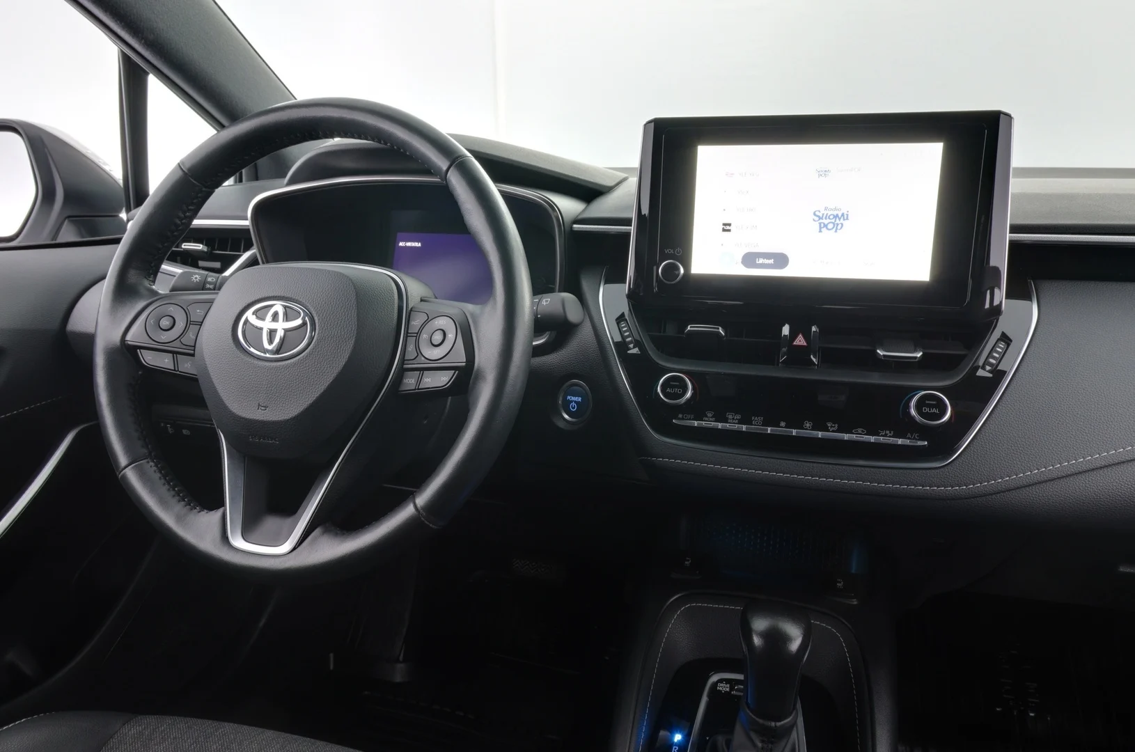 Car Image - 1JRCd2ADovfAvXeYKz44gE