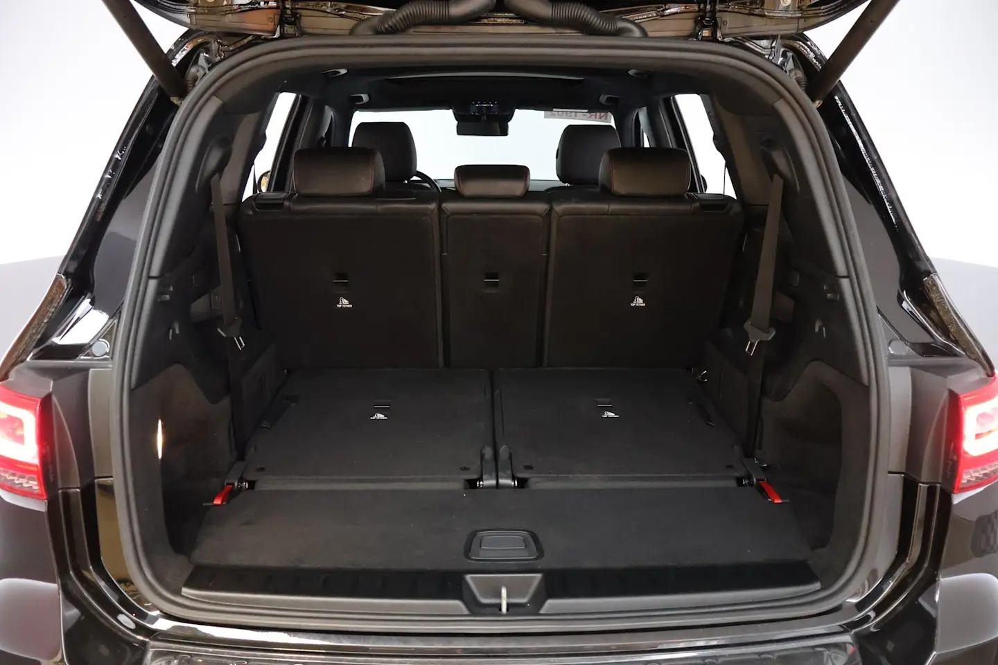 Car Image - 3HmOnuPqajLOCnADTCRnBJ