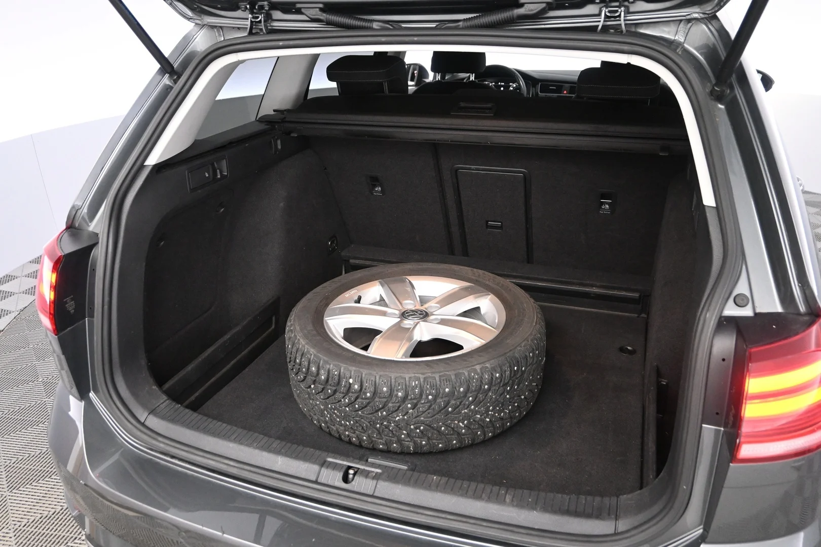 Car Image - 7oA0NaKcHy57T3gdhIx2z5