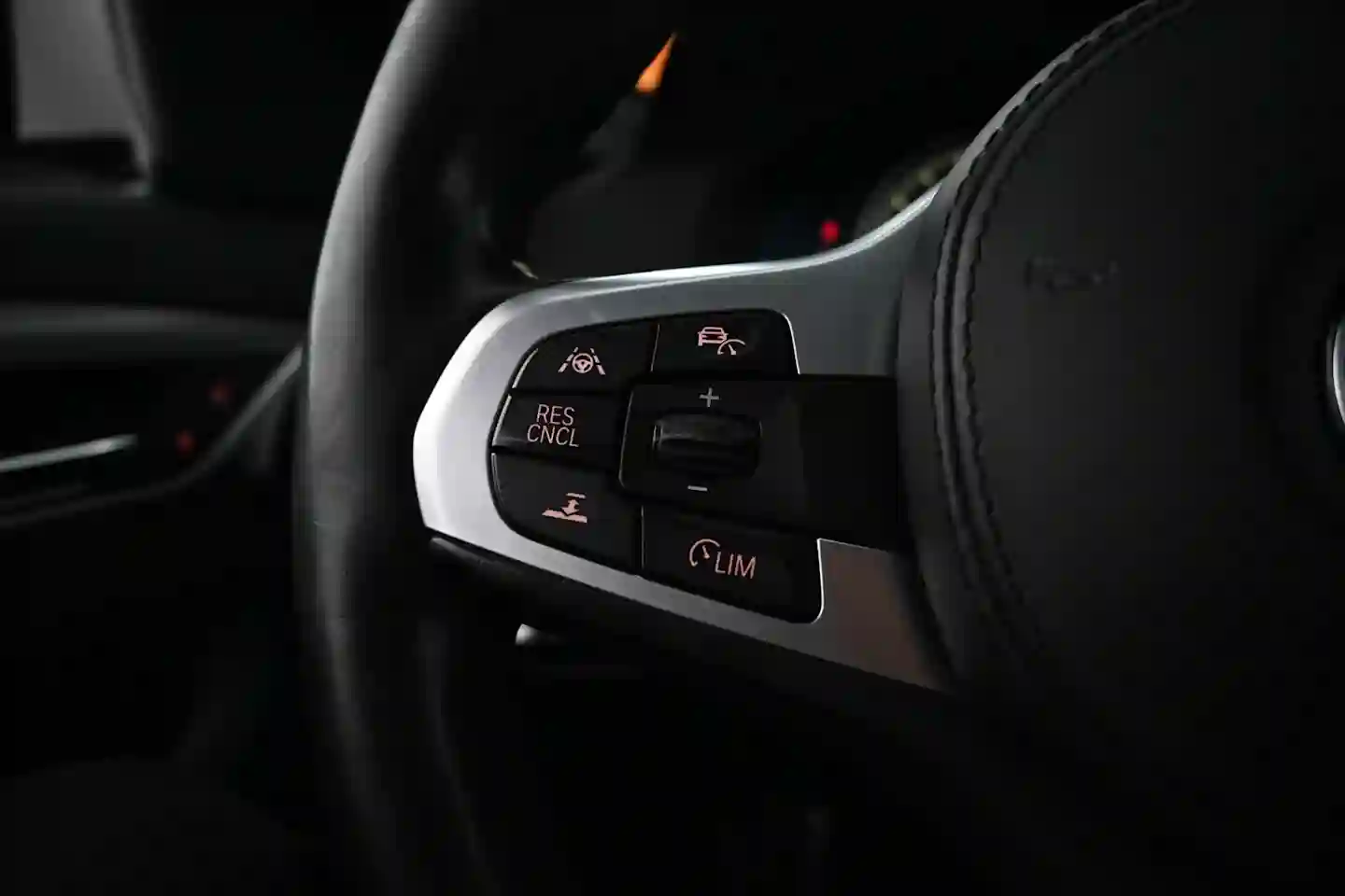 Car Image - Tcix0kp4bgBI20lxIXpJc