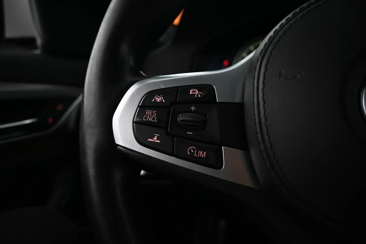 Car Image - Tcix0kp4bgBI20lxIXpJc