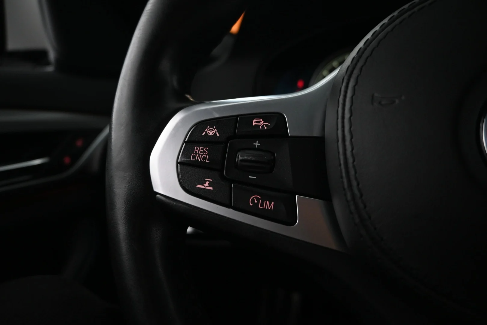 Car Image - Tcix0kp4bgBI20lxIXpJc