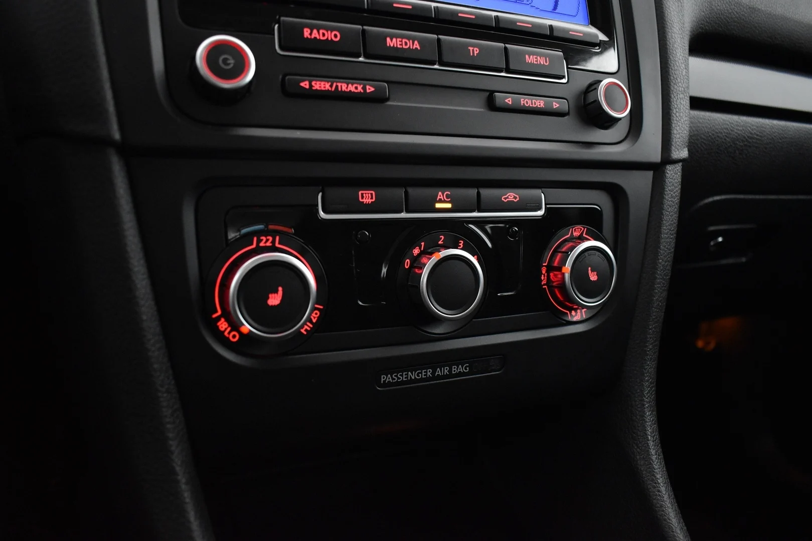 Car Image - 1ABy5eIMUFbiKV30ewBr7k