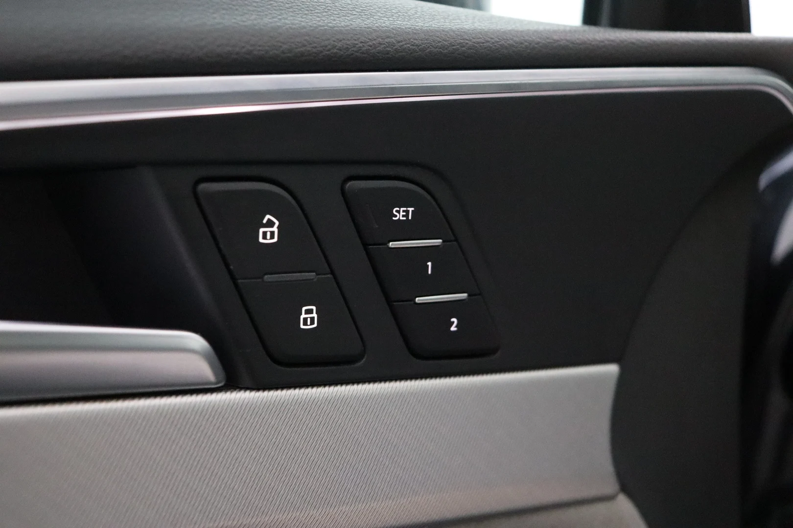 Car Image - 691onknSg7B0gDQXsdWnS4