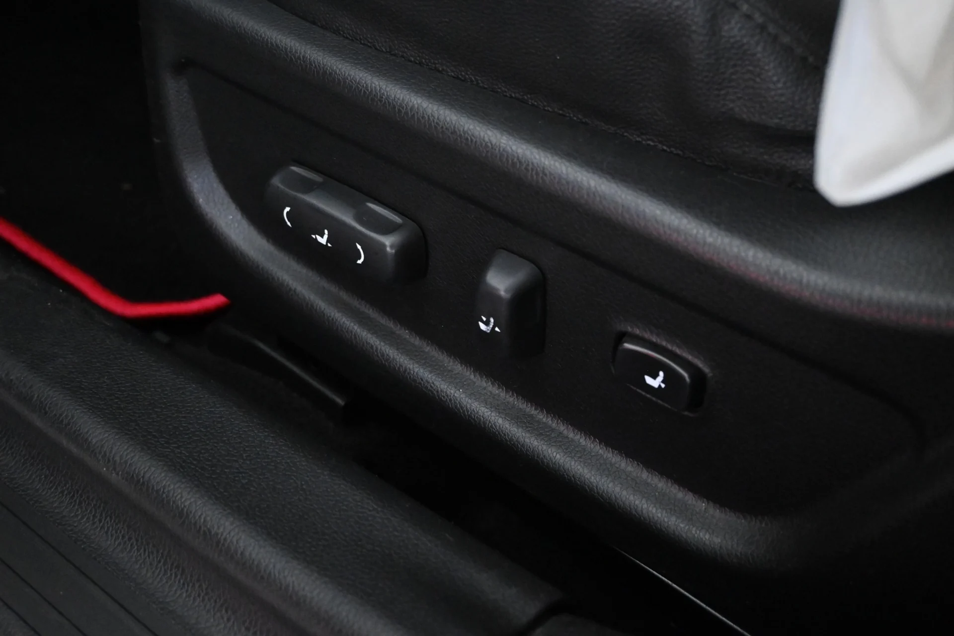 Car Image - 2fq6PSfHSmrKquWSmesHN1