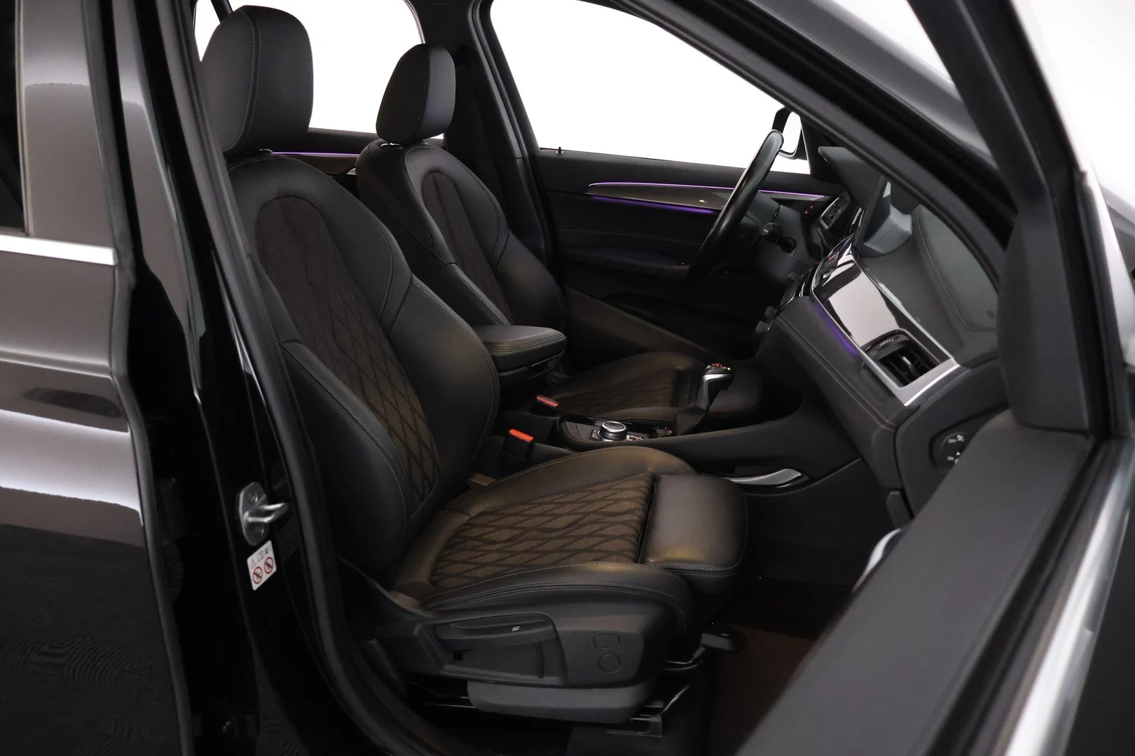 Car Image - 2uhWUnuCpmzMZjnxIF199n