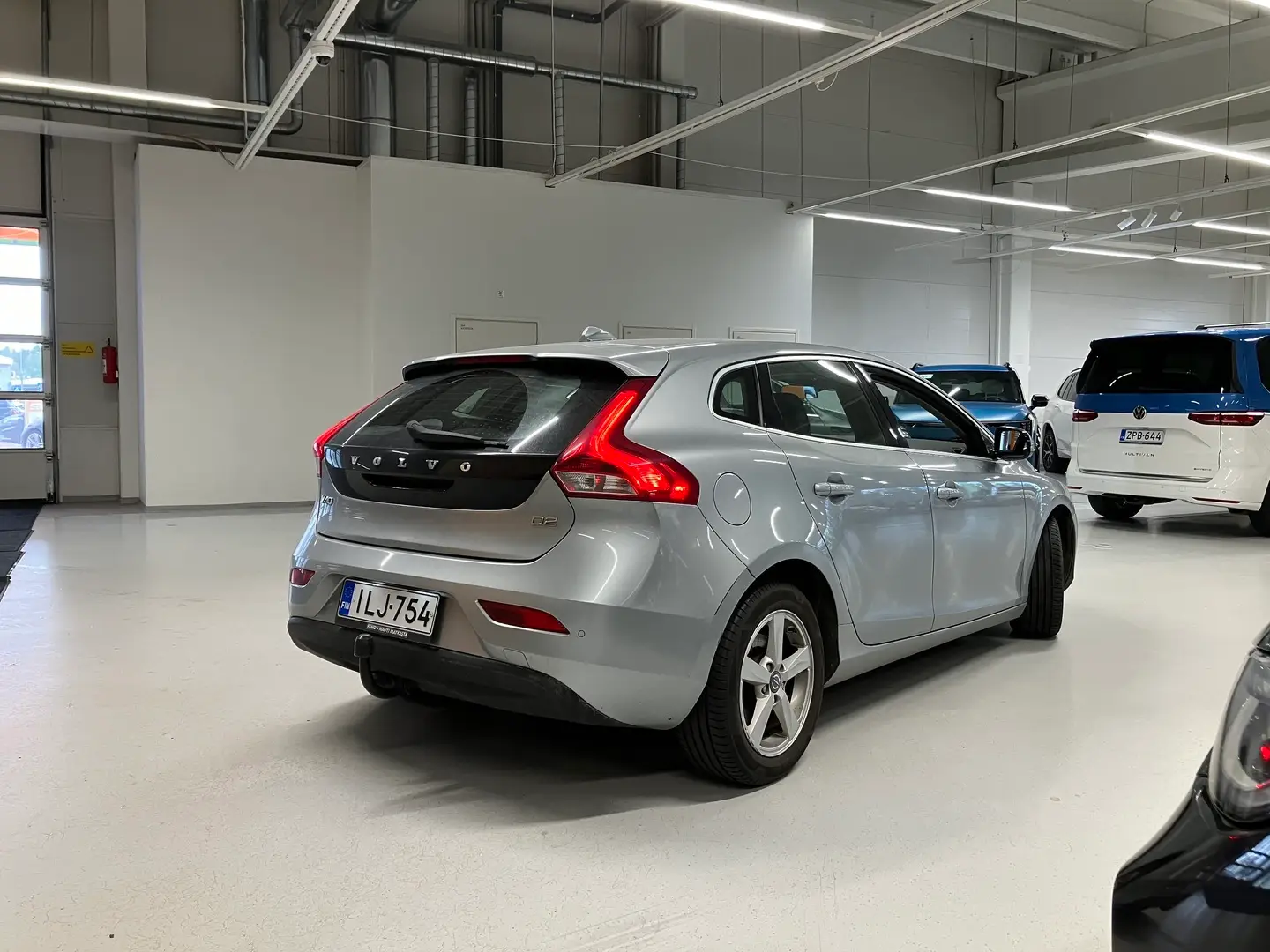 Car Image - LzYxp5aezSF5s59PGkF3k