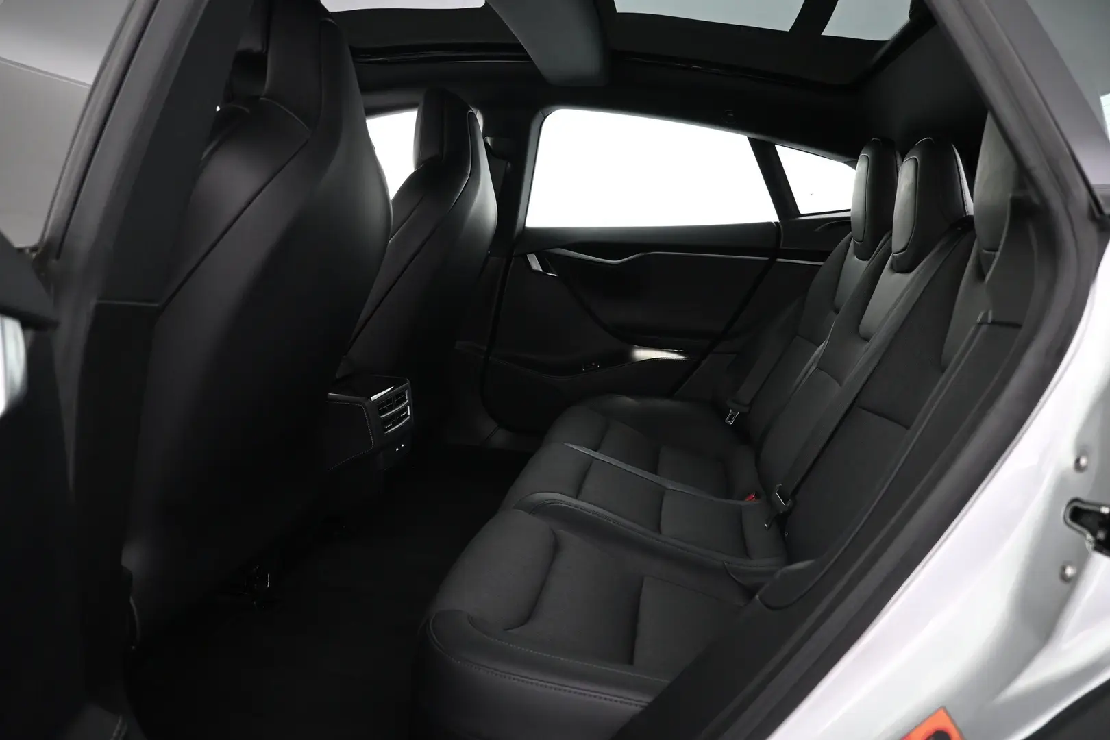 Car Image - G0QTEWHow0oFqZuzCEYiz