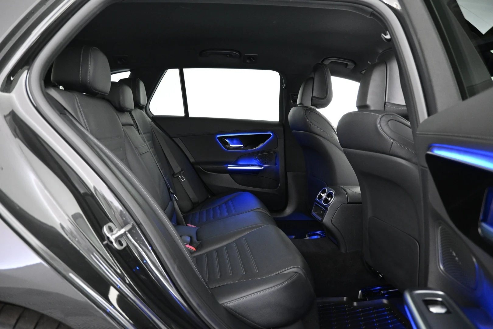 Car Image - 6wC6dlVBCWbJ5RjLPe47et