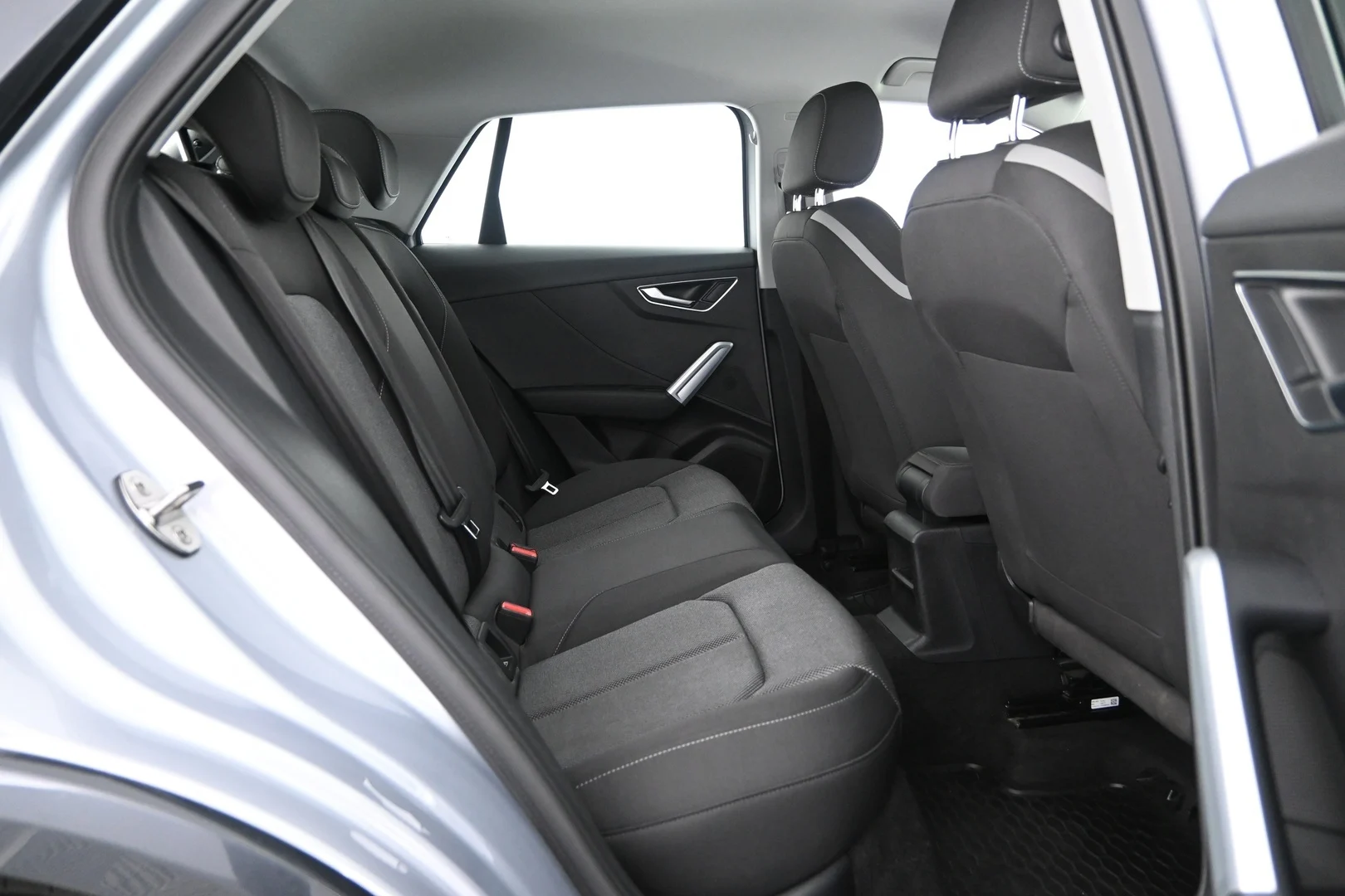 Car Image - XWwBGPBwsnWUfvbqR3xn0