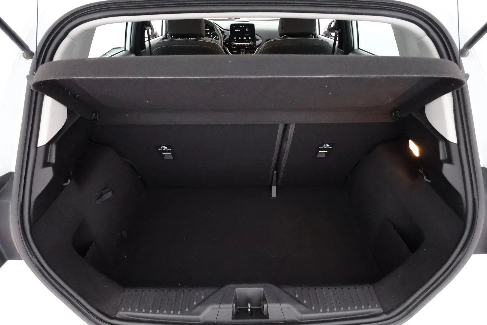 Car Image - 6OKWfZLM0VJZps1bC1iran