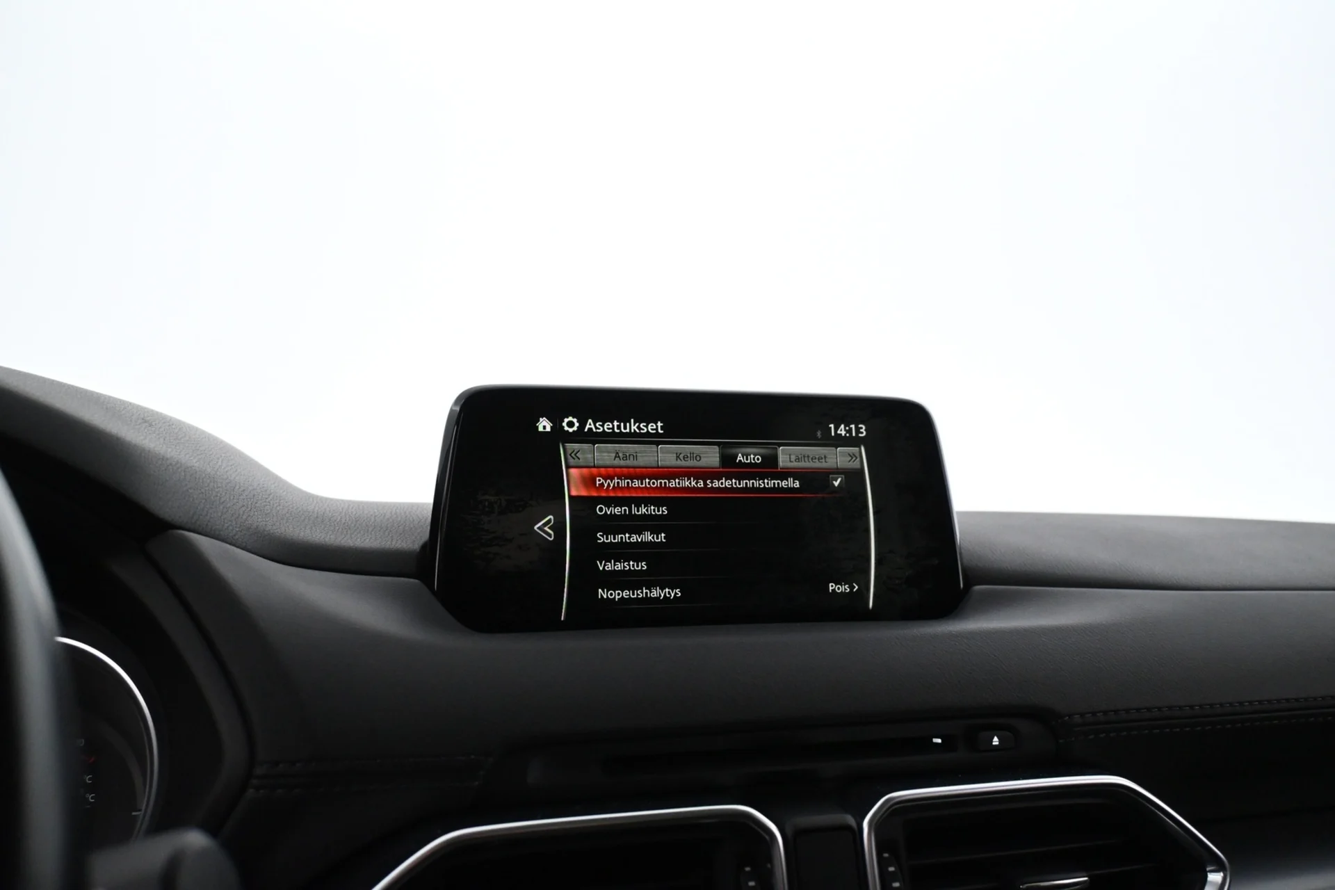 Car Image - V8Luium5qRcEuTjS9PJh5