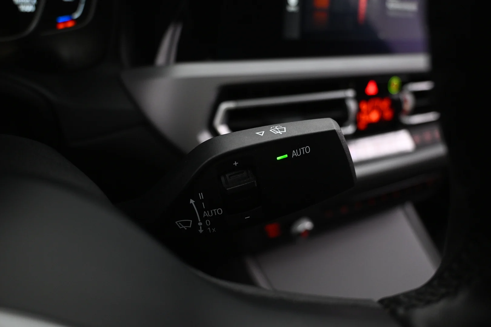 Car Image - oicI0oxzlmAR0Cd6Df4PG