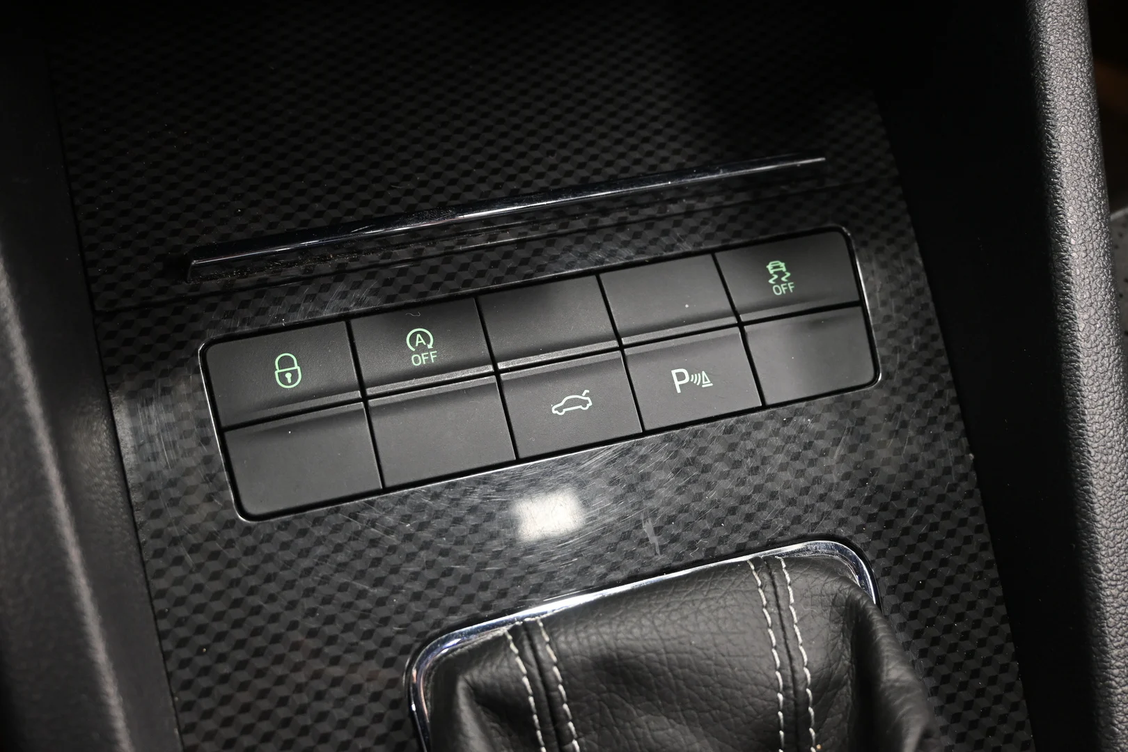 Car Image - 6Y2Ra4dwqqwawW1FA7KN50
