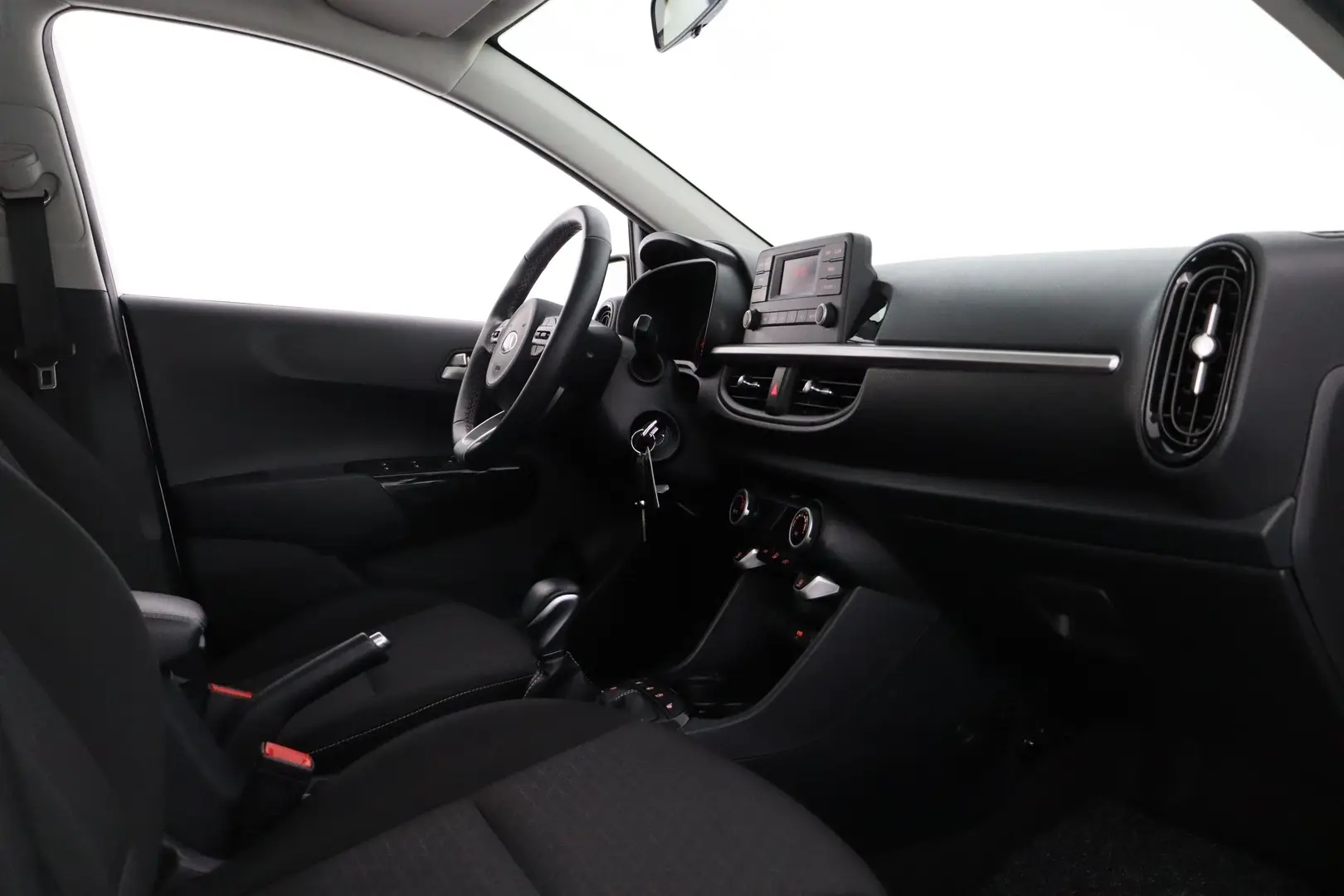 Car Image - 3ABioBMYuq5UWEmL5nftcY