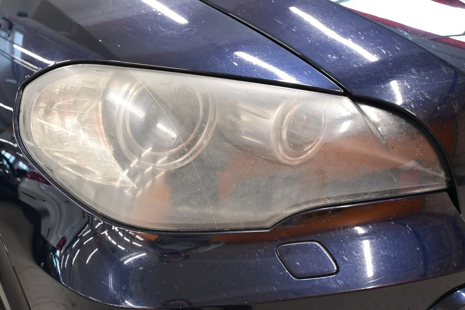 Car Image - 4SuMcyruJ4dh7d4pxATRES