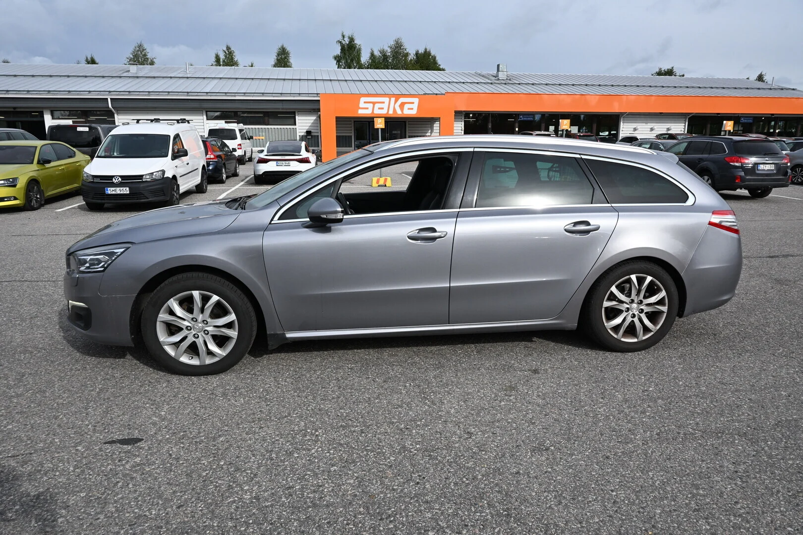 Car Image - 3gz1QEekTTh107A3EYpUco