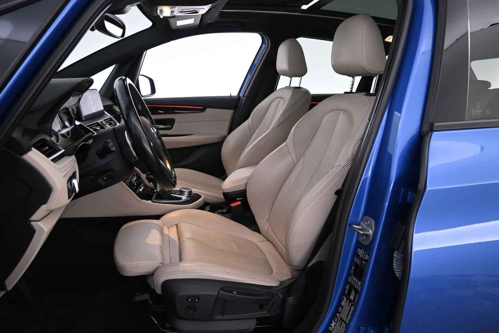 Car Image - 6yRCpd9iNMvvWCxgqn8SVe
