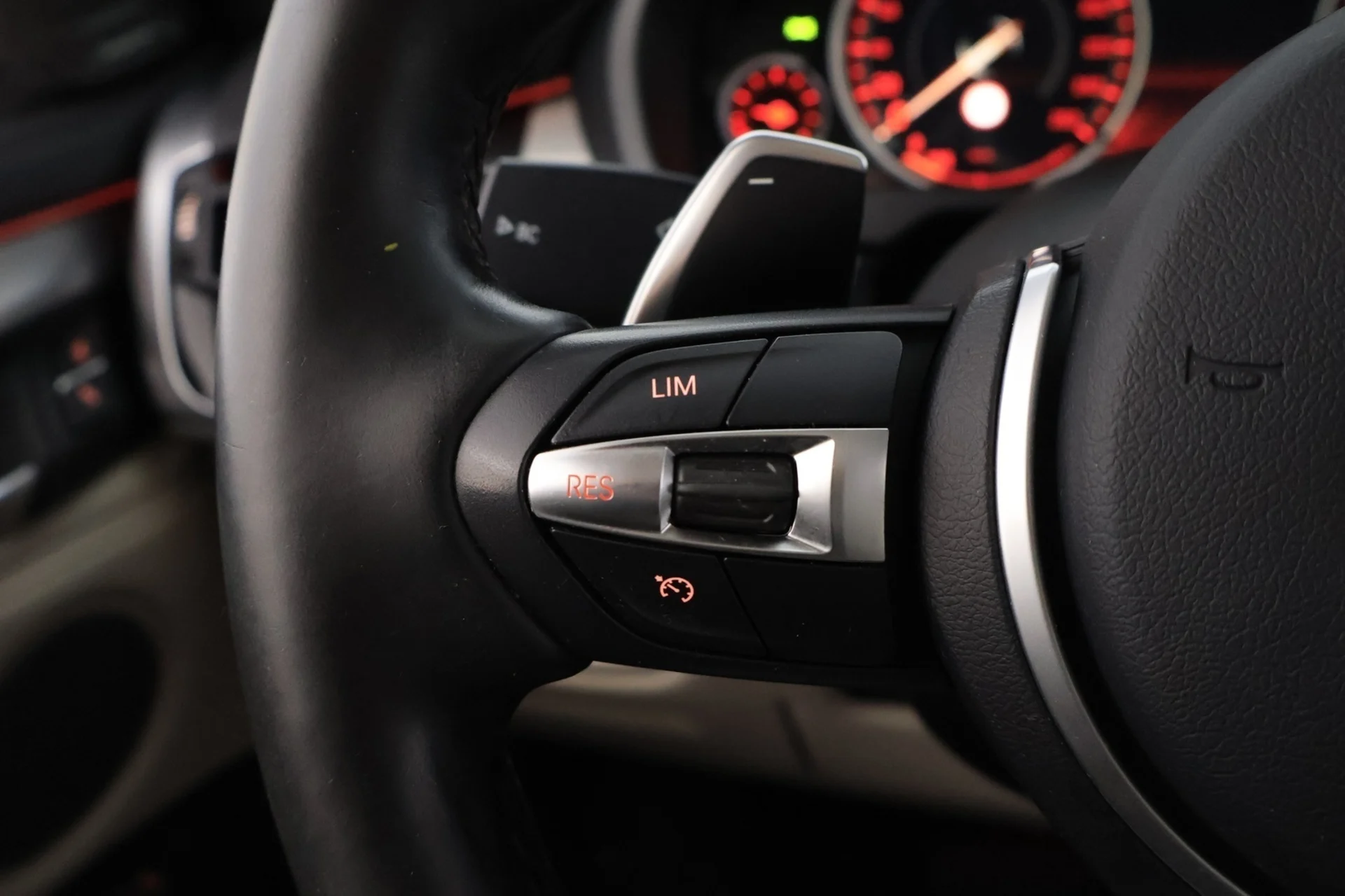 Car Image - 2deEubUeGKtzkmyPvttj5n