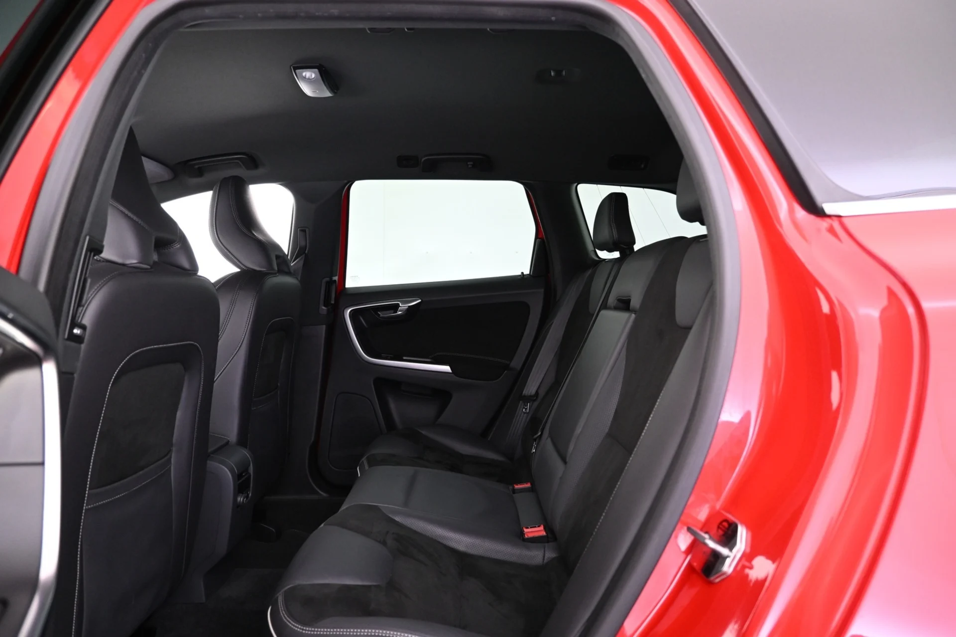 Car Image - 5fyKp4euvDRYNVKHQZyoXp