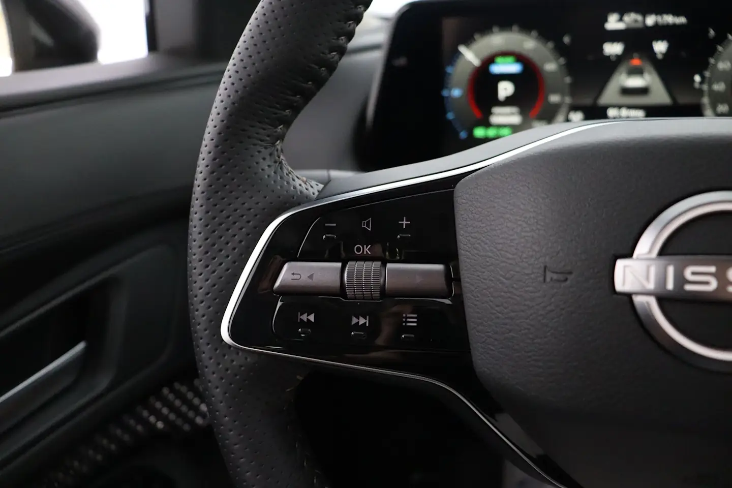 Car Image - crbKO7U2NHkyz48F8DxKy
