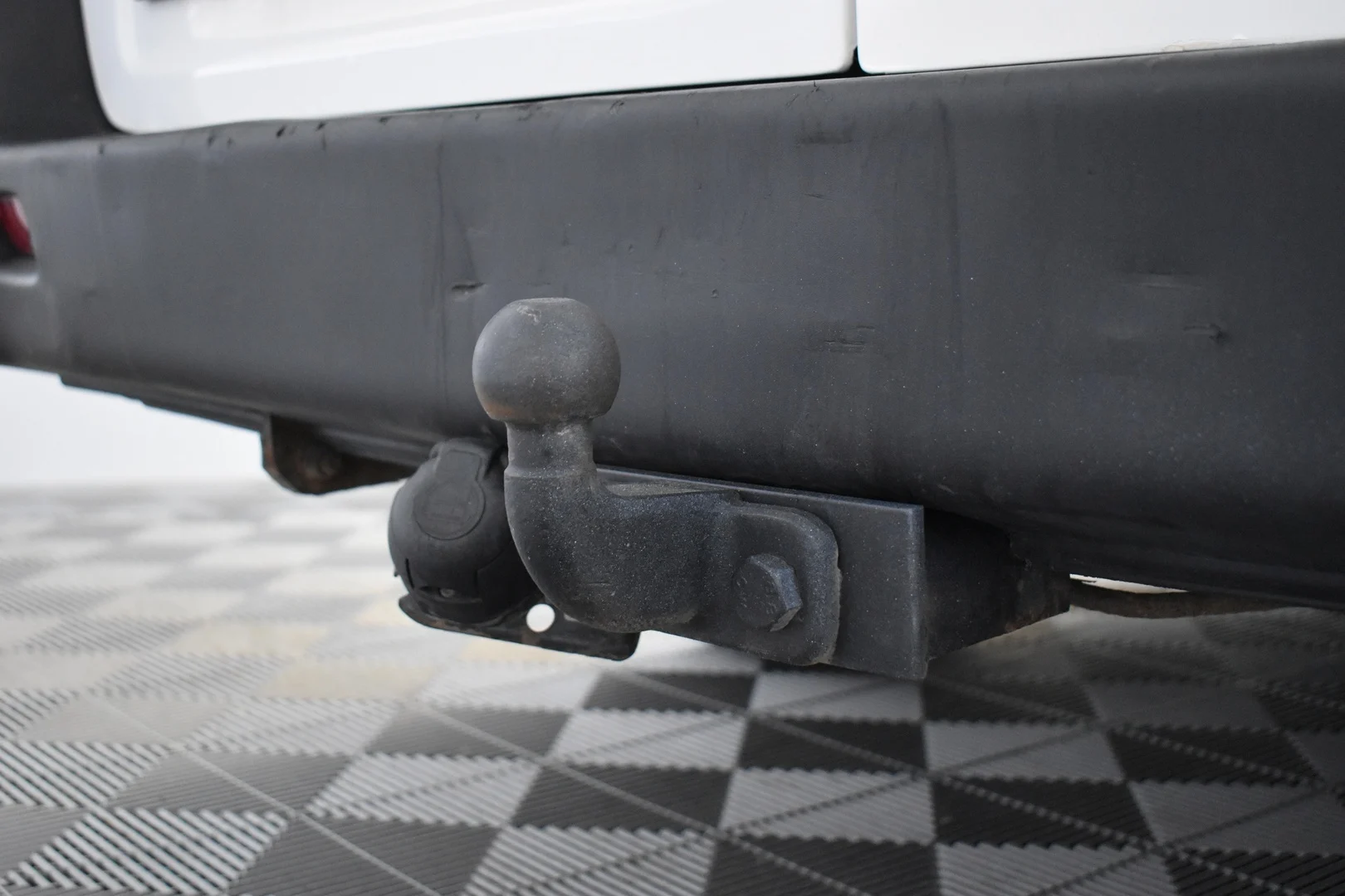 Car Image - 7rDyGHeHnF14gsjwnVud9p