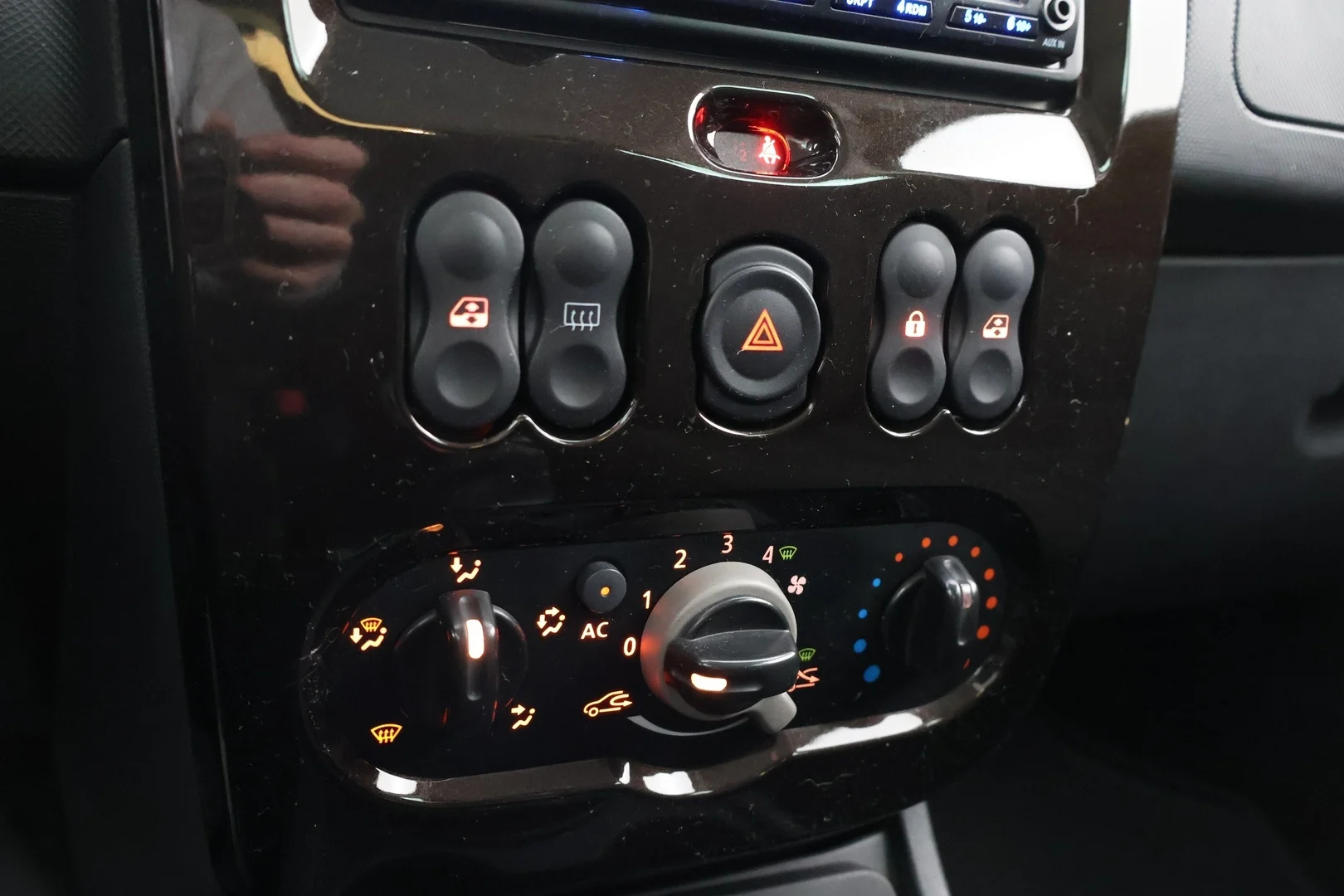 Car Image - CnXe0pq6DG8DyMIPfkCna
