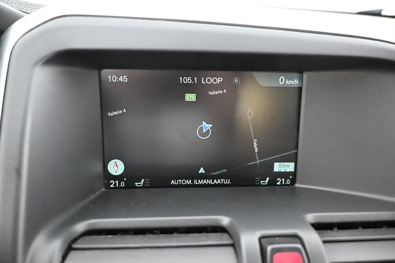 Car Image - 19z1A3QgTfYRVEhPiz8c1M