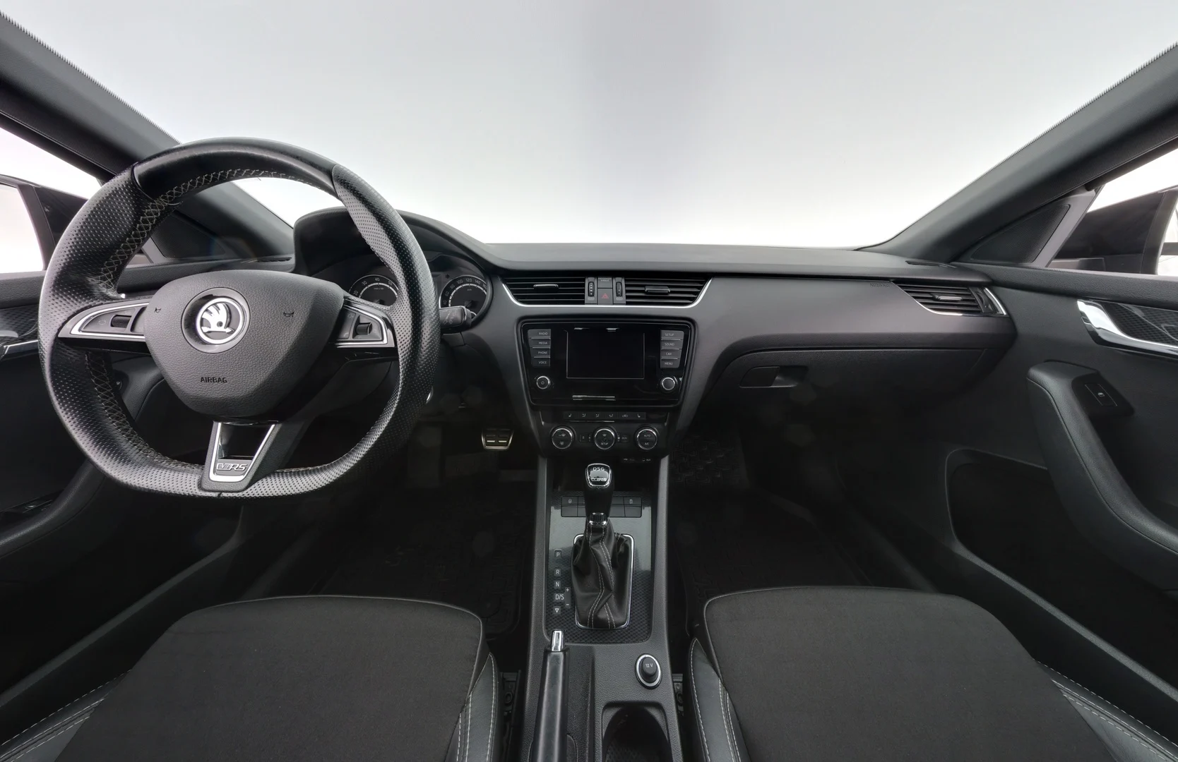 Car Image - 7BoVRSwA8klBZwFP0pbZy4