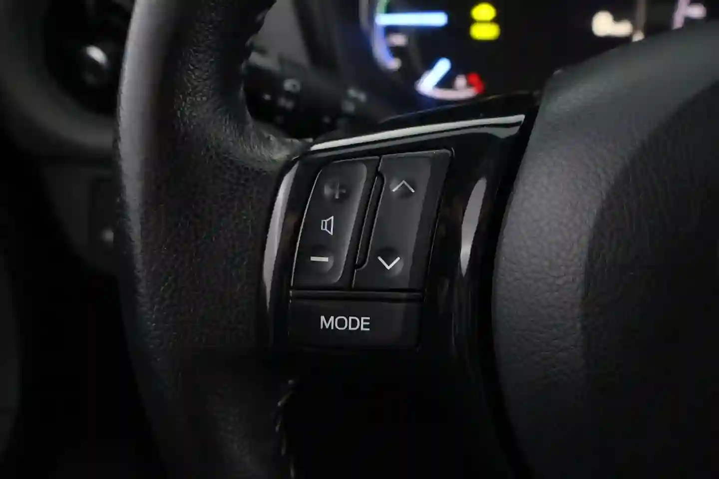 Car Image - kVxtlrVCa7sV8DR9rTwZ4