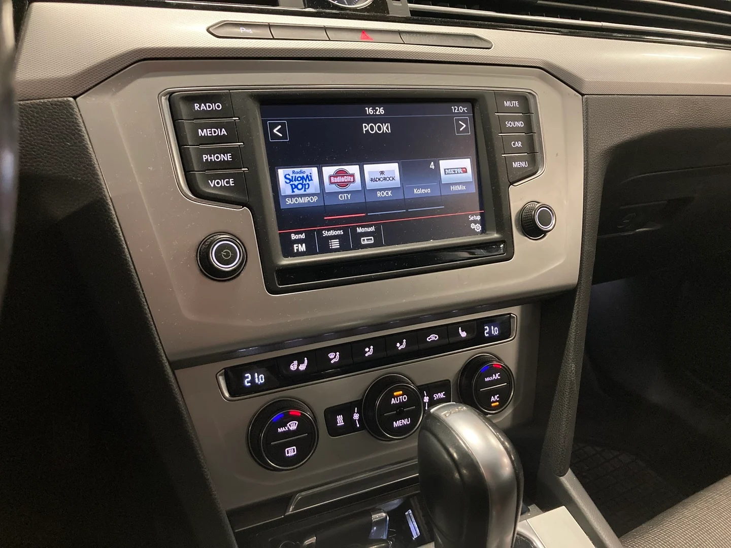 Car Image - AaAvzJuqQ8OdGzgqmPPwj