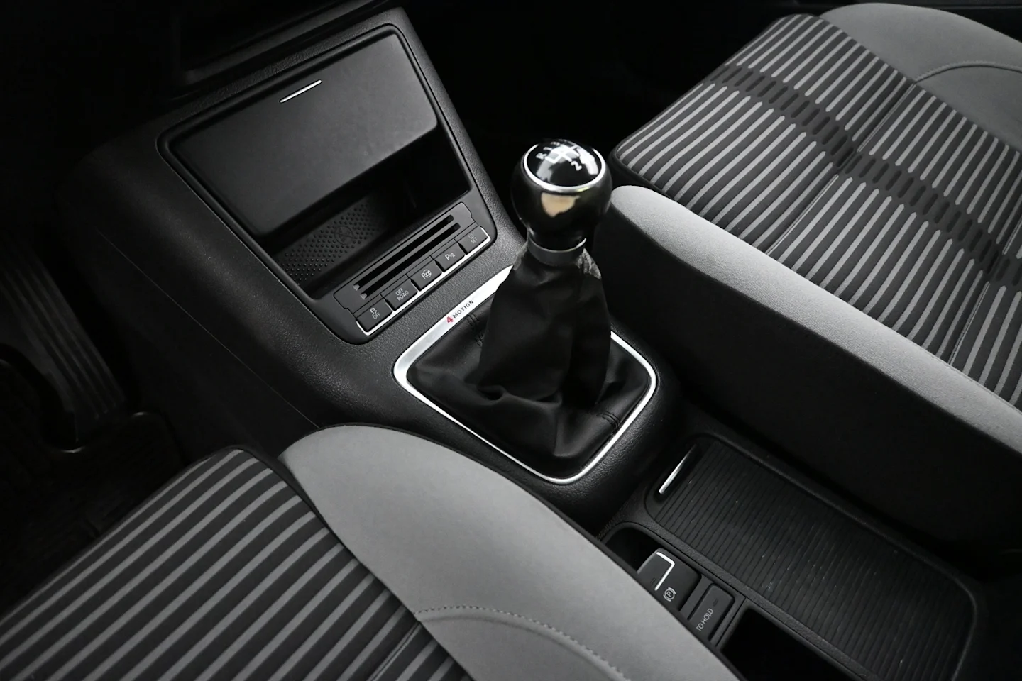 Car Image - 4KEKr0xuxUIpmBJrGd71ip