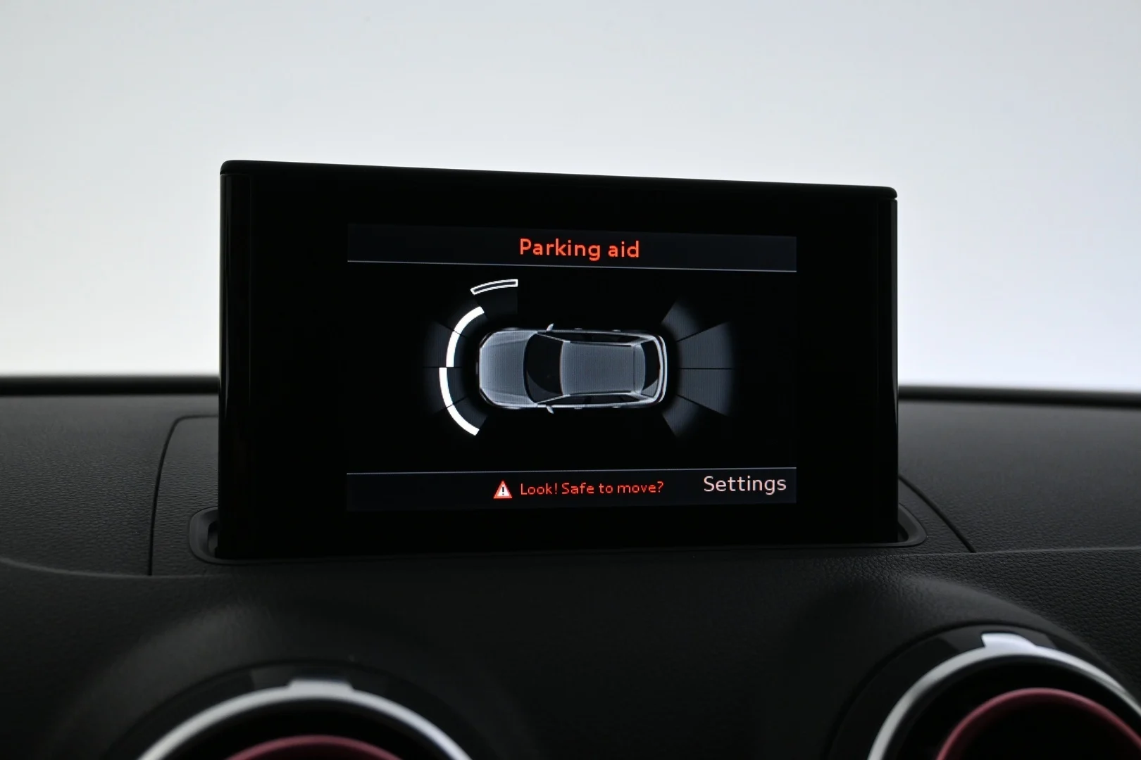 Car Image - 3vqlP0IzR5Zgzn5qOzUBla