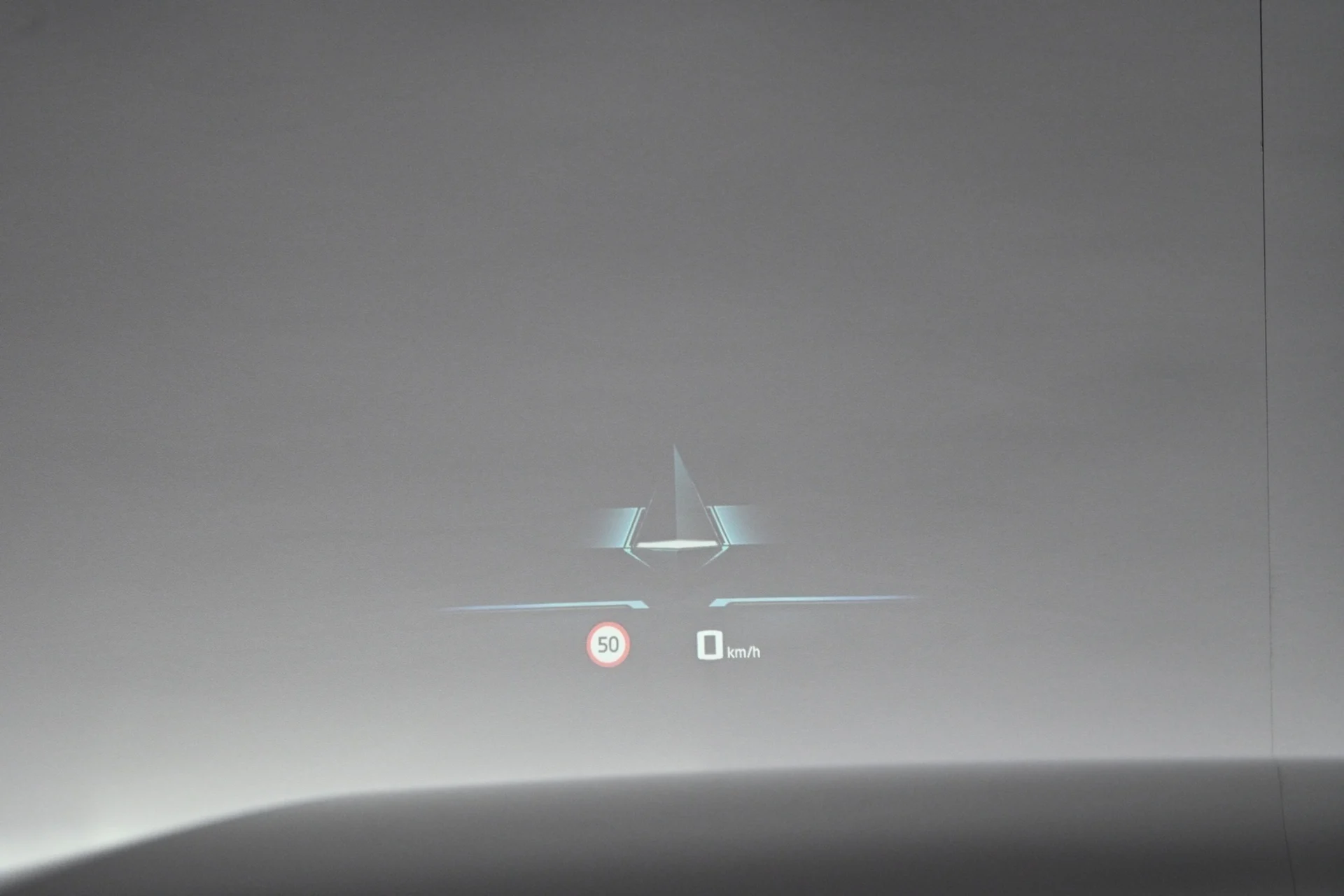 Car Image - 7EE1a73KTllCDlf3cYFNGQ