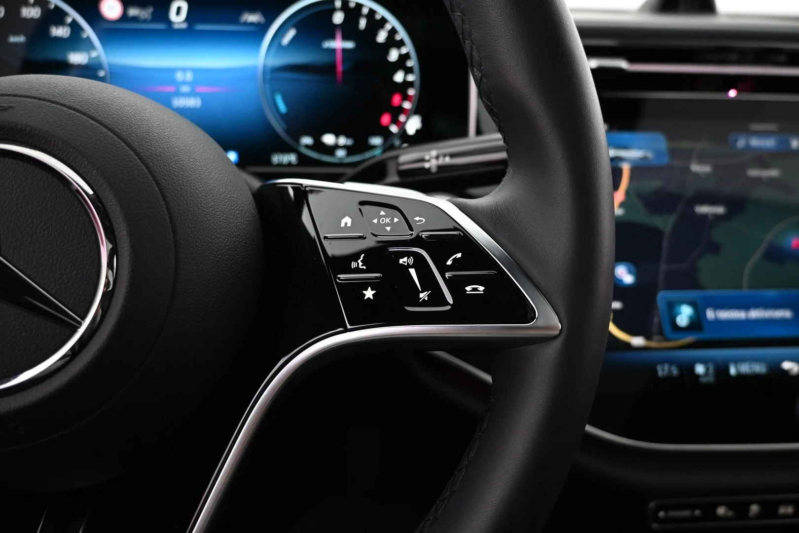 Car Image - 4psRDgWAE9GfQkgwlQinUs