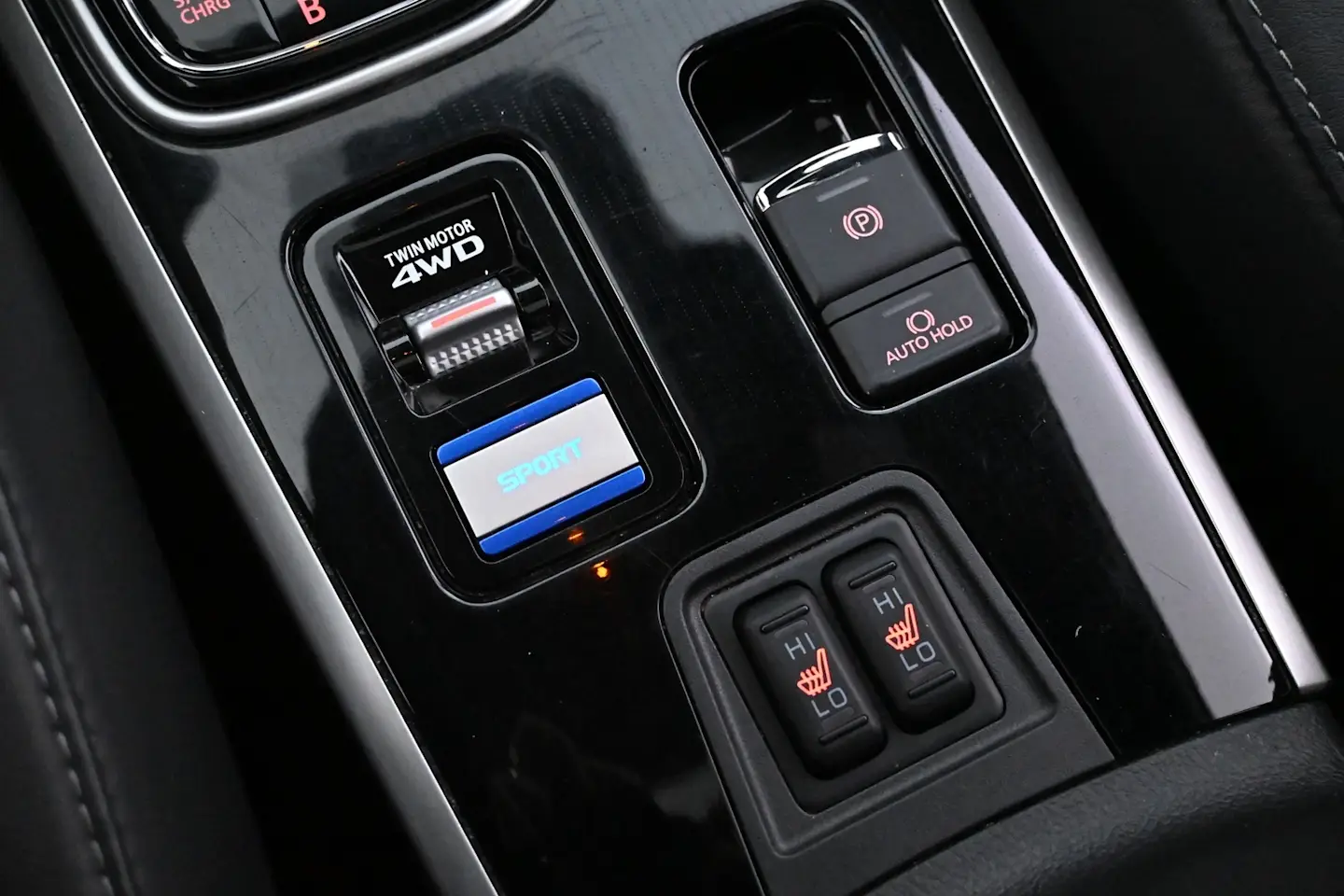 Car Image - 6zxfwu1PeY3rTQr2nNumWx
