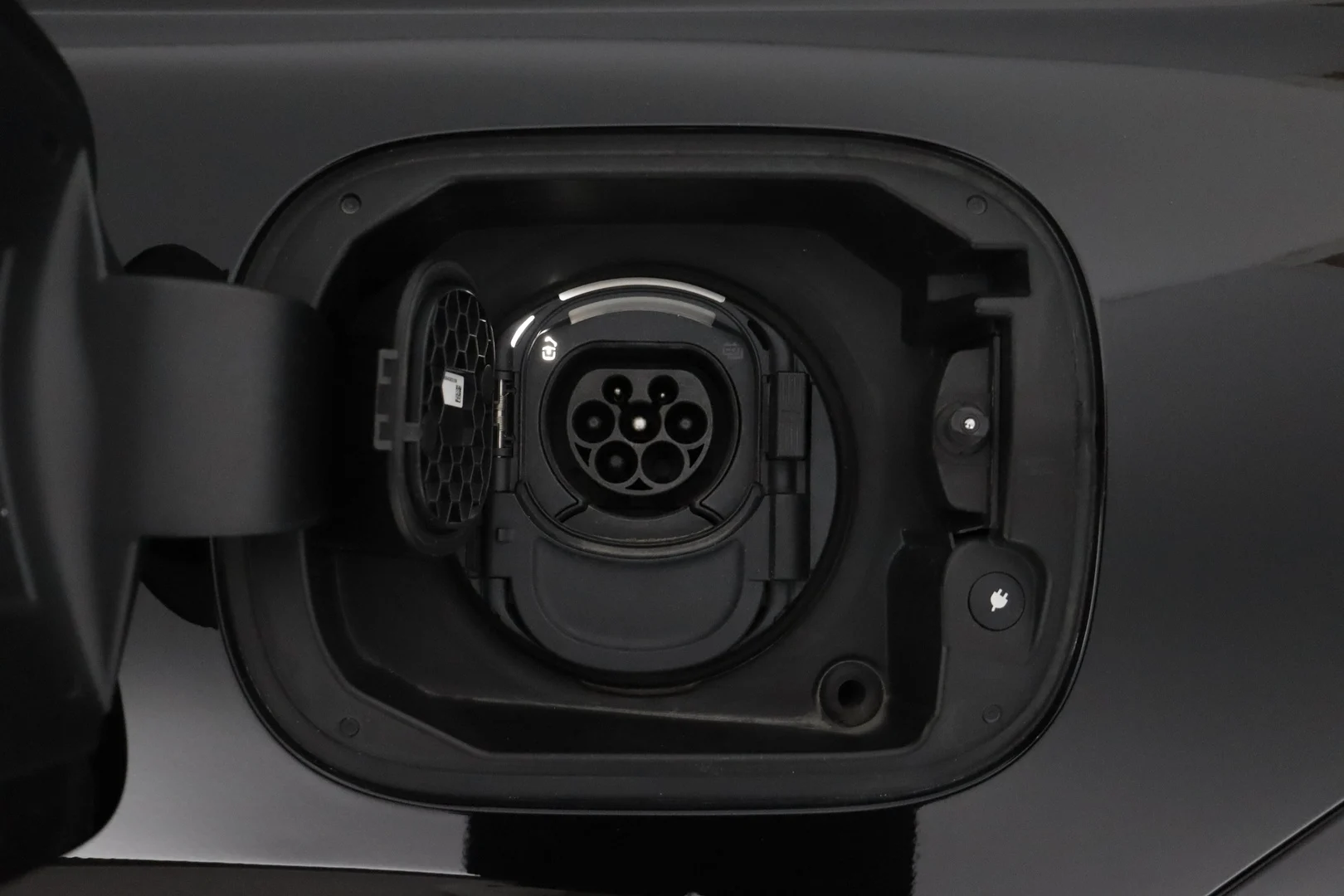 Car Image - 1Tg51fZGVsN8Hs3No6SxL2