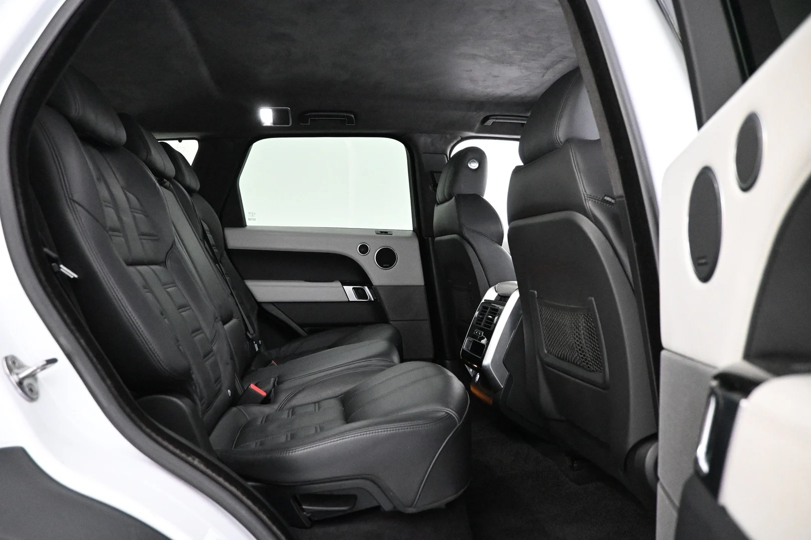 Car Image - 1XBWNTxS1hfFjyGpSVnQ7J