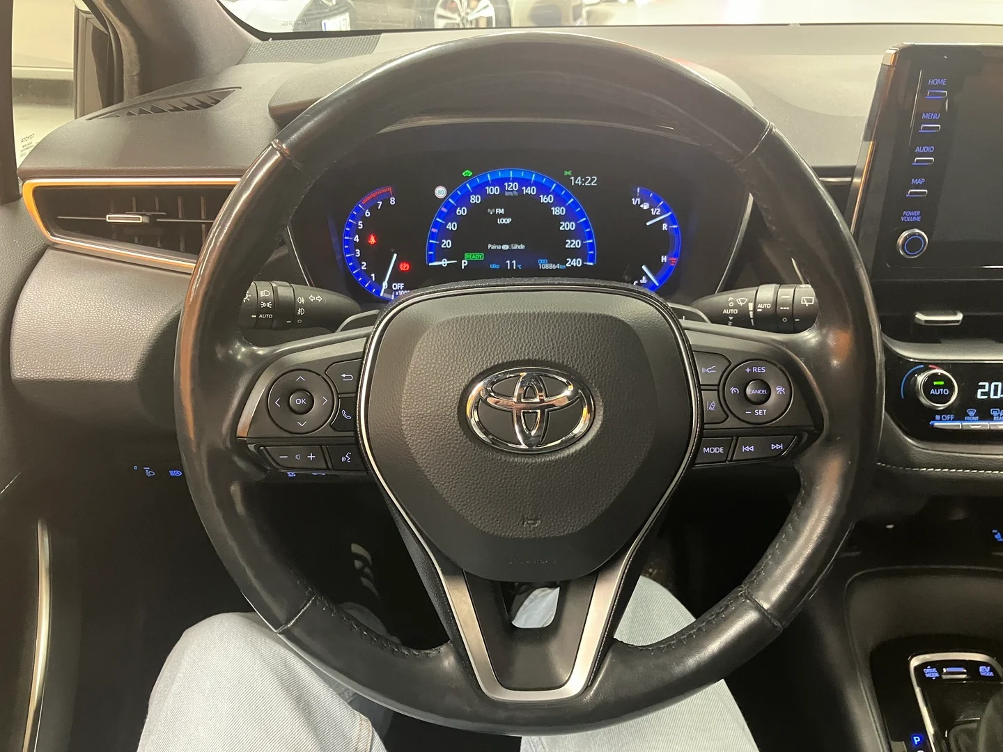 Car Image - 6XeTtSfy7uBDY4WXzLXUvf